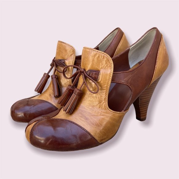 Max Studio Shoes - Max Studio Two-Tone Brown Leather Heels